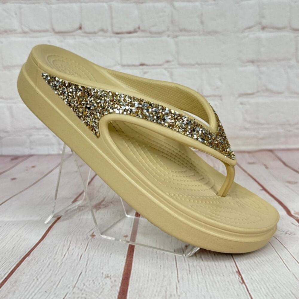 Crocs Sloane Glitter Chai Gold Wedge Flip Flop Sandals Women’s Size 9